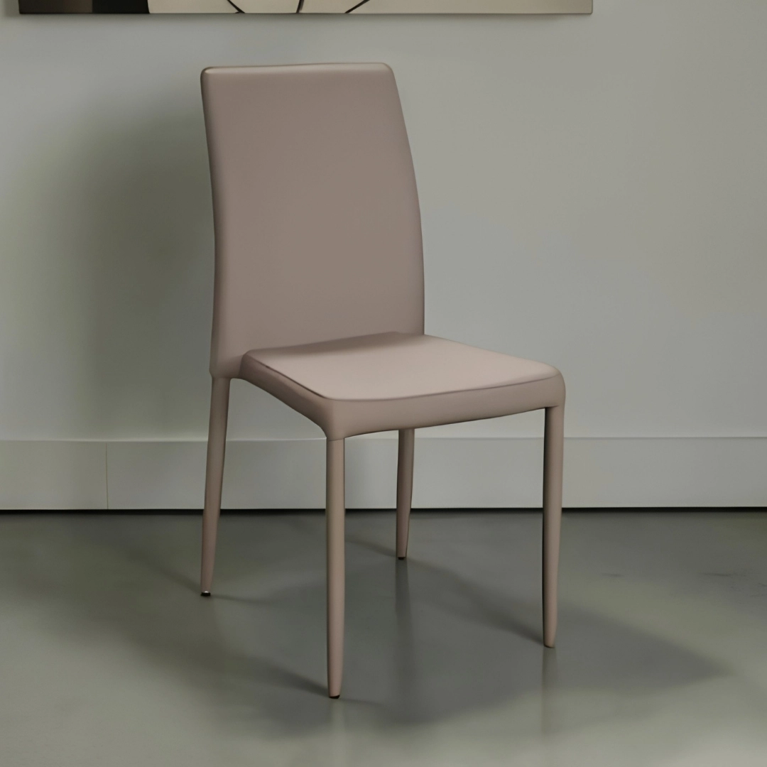 Sedia moderna imbottita in ecopelle color tortora per sala da pranzo